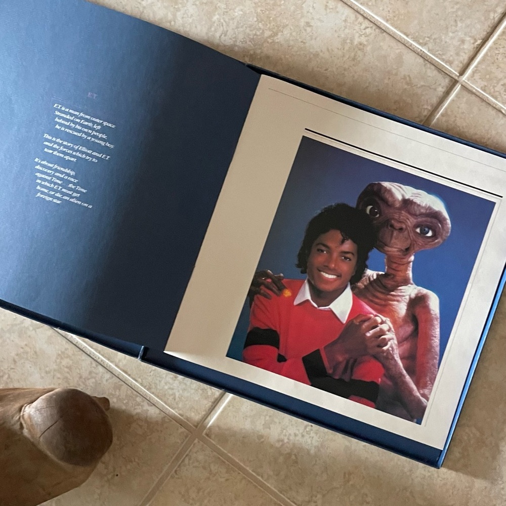 Michael Jackson E.T. 1982 Vinyl LP Record Box Set Collectible - Picture 6 of 6